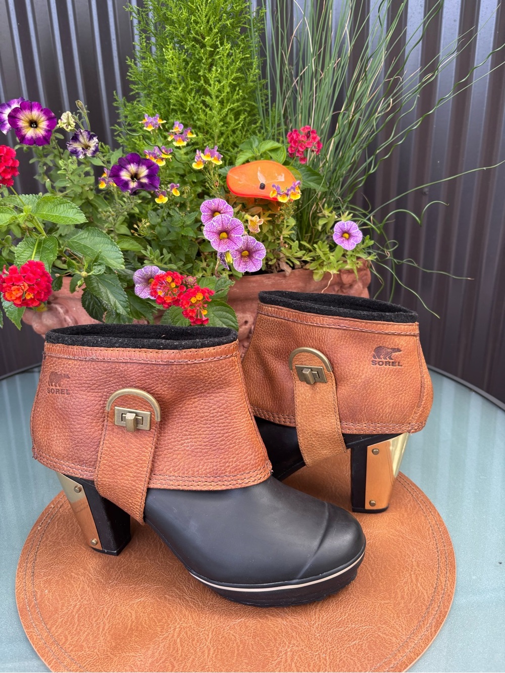 Sorel Medina III Rain Boots in EUC